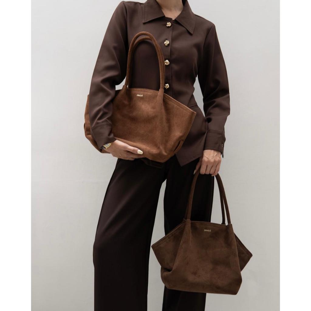 GRACIE - Noire Suede Bag