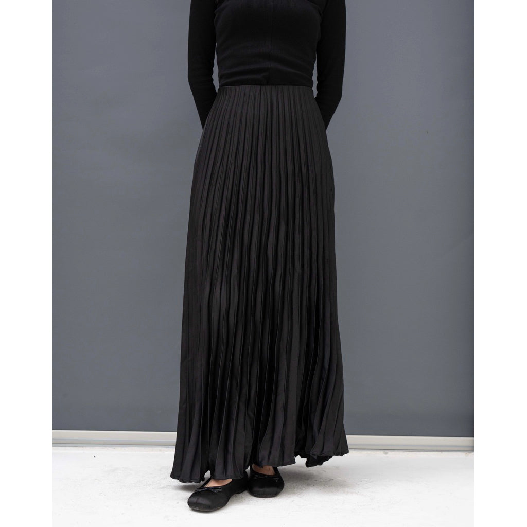 IWEARGRACIE - Renne Pleated Skirt