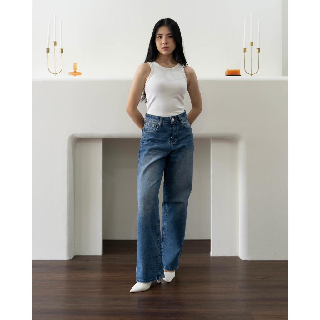 IWEARGRACIE - Gracie Straight Jeans